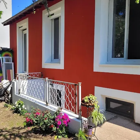Peaceful Haven With Garden And Pool Apartment Lyon