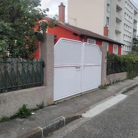 Peaceful Haven With Garden And Pool * Lyon