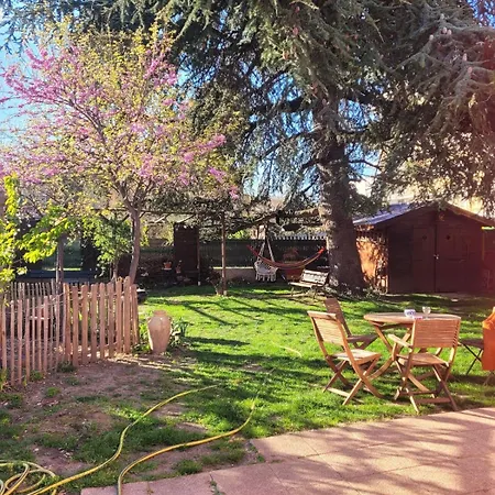 Peaceful Haven With Garden And Pool Apartment *
